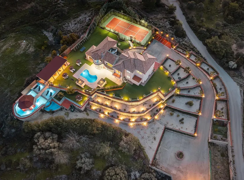 Paramithia Villa - Image 1