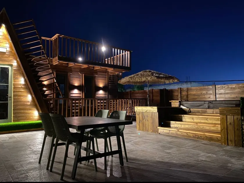 T&S suite - Image 1