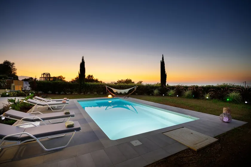 Olive Garden Residence - Image 1