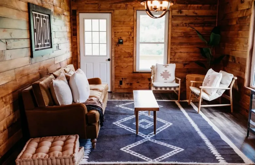 Midwest Bunkhouse - Image 1