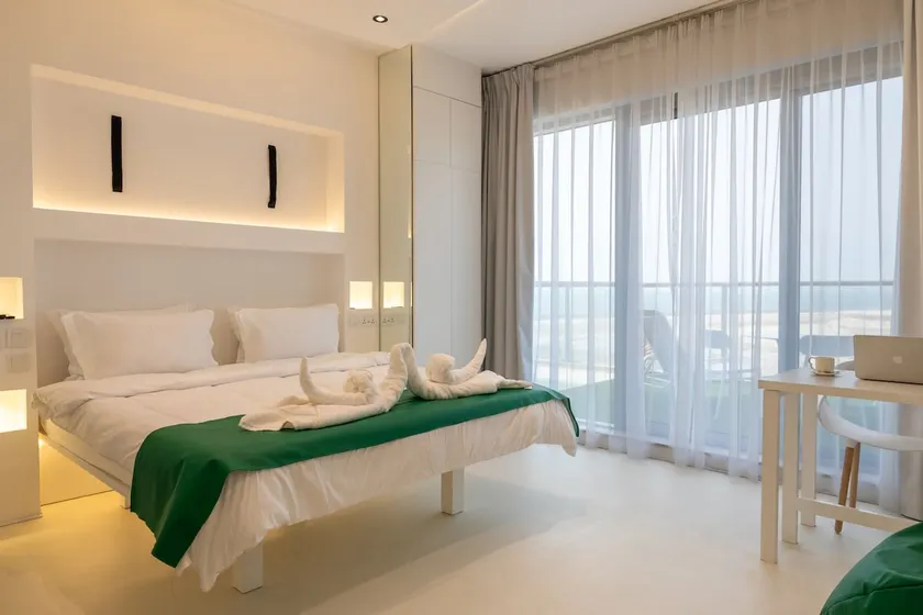 Newly renovated luxury studio - Image 1