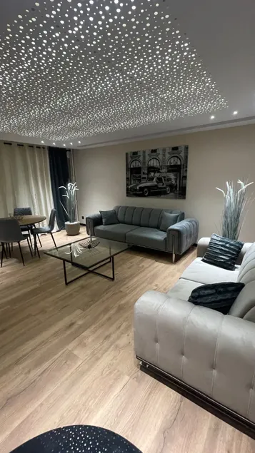 Luxury home - Image 1