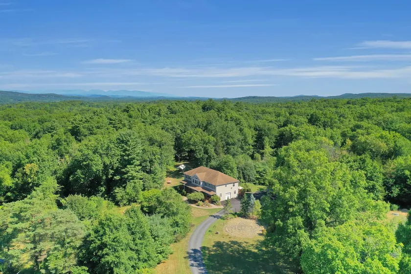 The New Paltz Moondance Ridge - Image 1