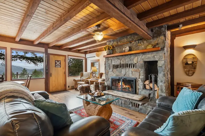 Big Mountain Treehouse! - Image 1