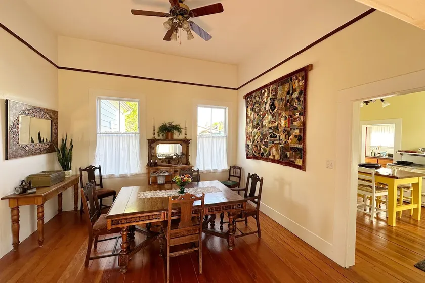 Blue Lake Garden Home - Image 1