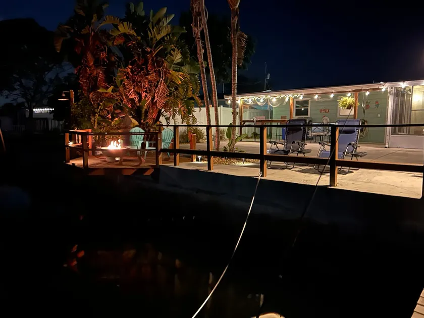 SunWild Ventures Home *Golf Cart & Kayaks* - Image 1