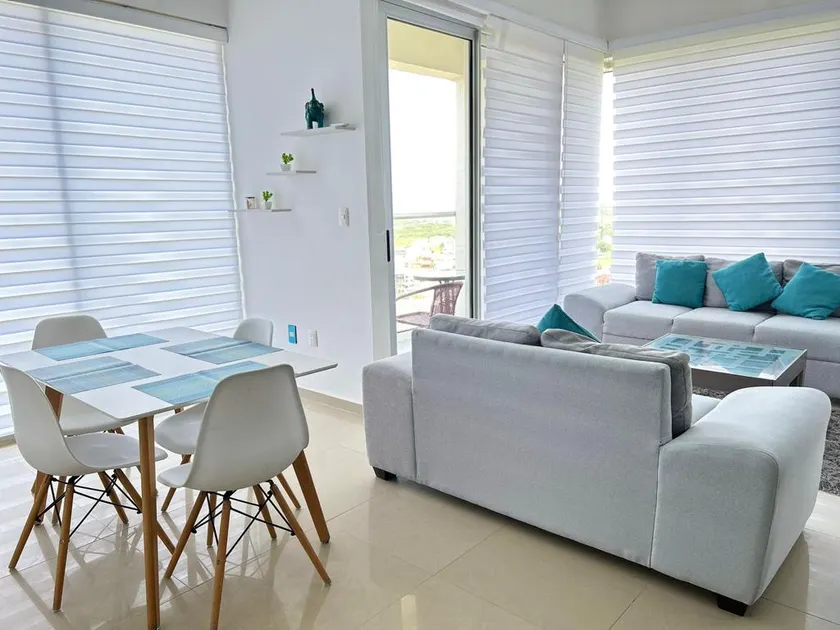 Apartment with spectacular view and nearby beach - Image 1