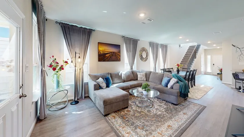 Cozy Comfort Home near Randolph AFB, Fort Sam& I10 - Image 1