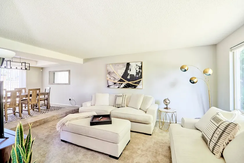 The Cardiff- Stylish 4bd home by Airport & Seattle - Image 1
