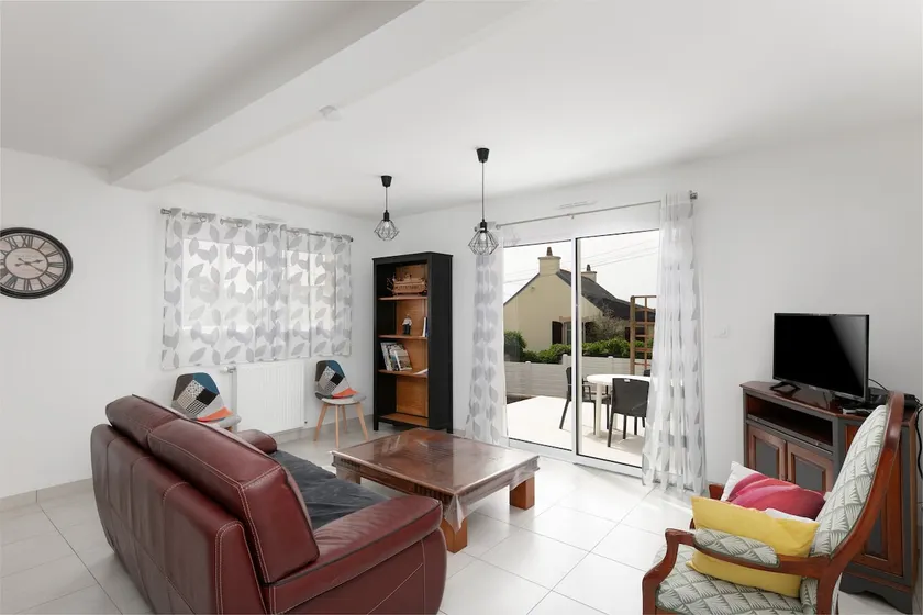 New house / Downtown / Close to airport - Image 1