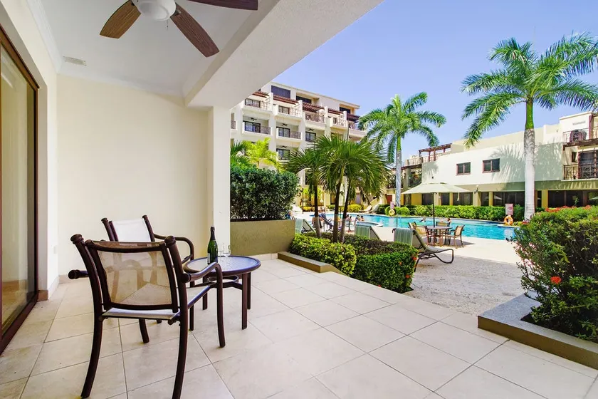 Amazing 1BR 2BA Condo @ Great Location w/ Pool GYM - Image 1