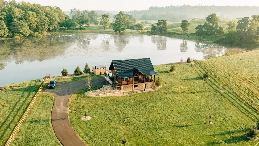 Stillwater Cabin with Hot Tub - Image 1