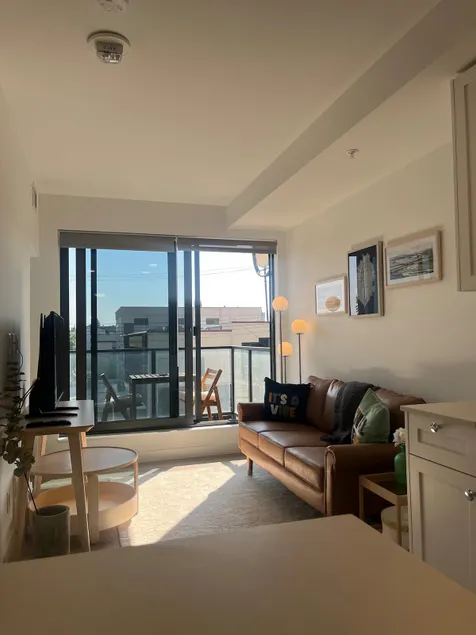 Low Cleaning fee - The Zen Den Minutes To Downtown - Image 1