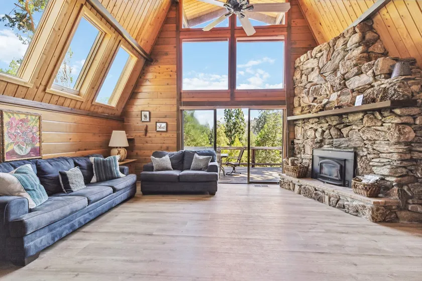 Forest Cabin Near Yosemite! - Image 1