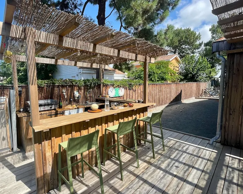Vacation chalet for 6 * walking distance to the beach - Image 1