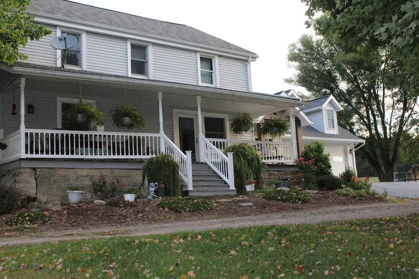 Country Loft - Image 1