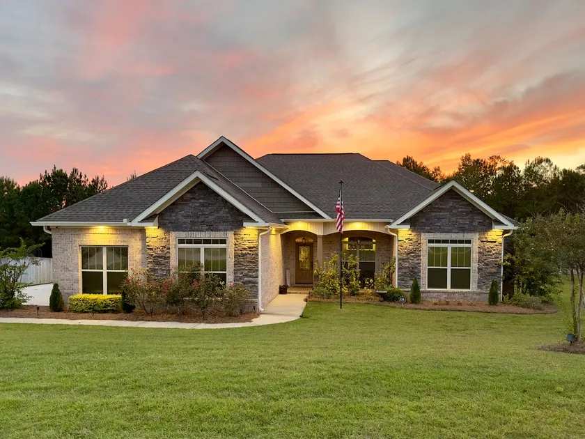 Relax at the Ridge 4BR 3BA - Image 1