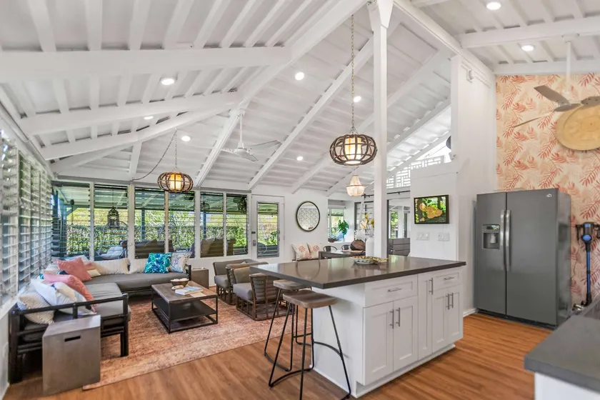 6 mins-Kaanapali beach • Family bungalow • Parking - Image 1