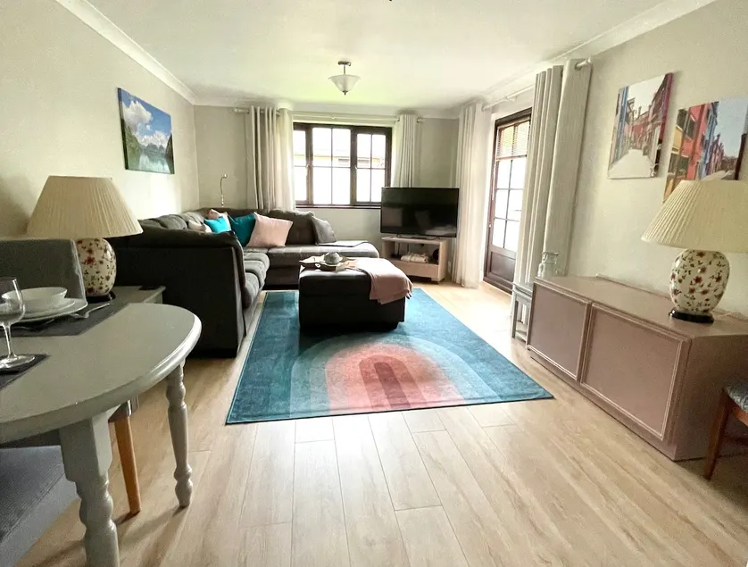 Little Vicarage, home from home - Image 1