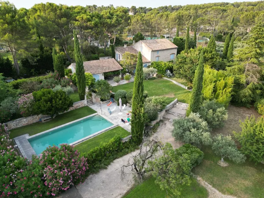 Le Mas de l'étang, chic & authentic in Provence - Image 1