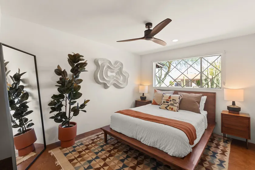 Mid-Century Modern w/ Heated Cowboy Pool! - Image 1