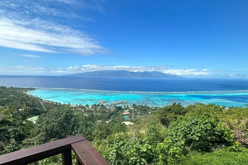 Fara Hinano Cottage, Ocean View - Image 1