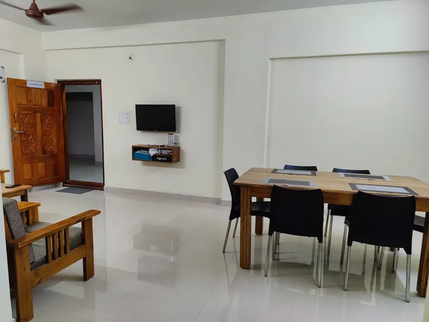 City Center Apartment - 305 - Image 1
