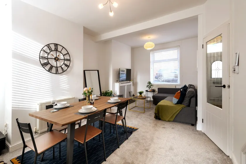 Asher Suite - Cozy 2BR Home with Parking & WIFI - Image 1
