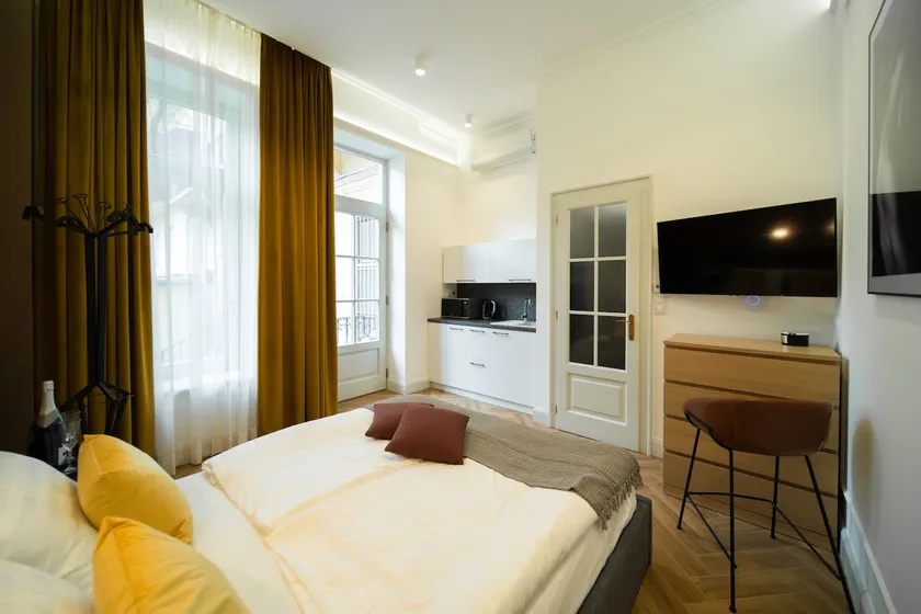 Liget Apartman - Image 1