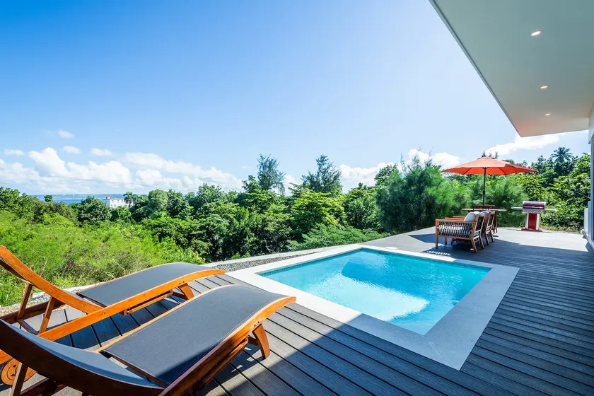 B Luxury Ocean View, Heated Pool & Generator - Image 1