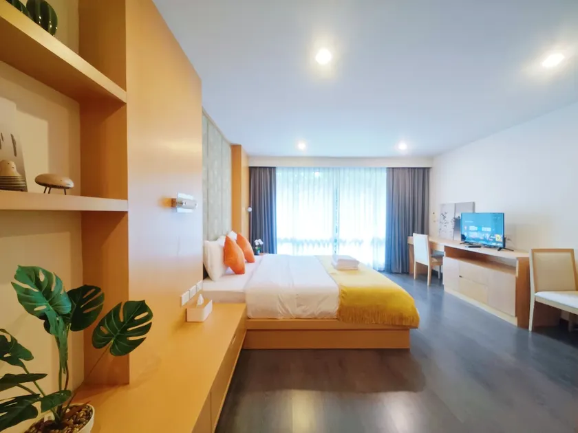 NaNa BTS/Sukhumvit/Free WiFi & Gym & Pool & Park/T21 - Image 1