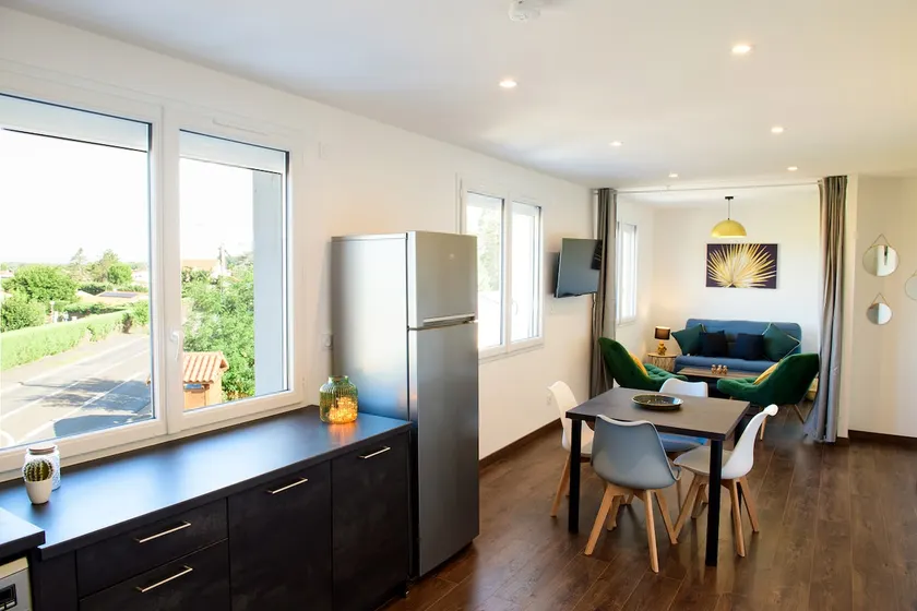 Apartment rental for 4 people - Image 1