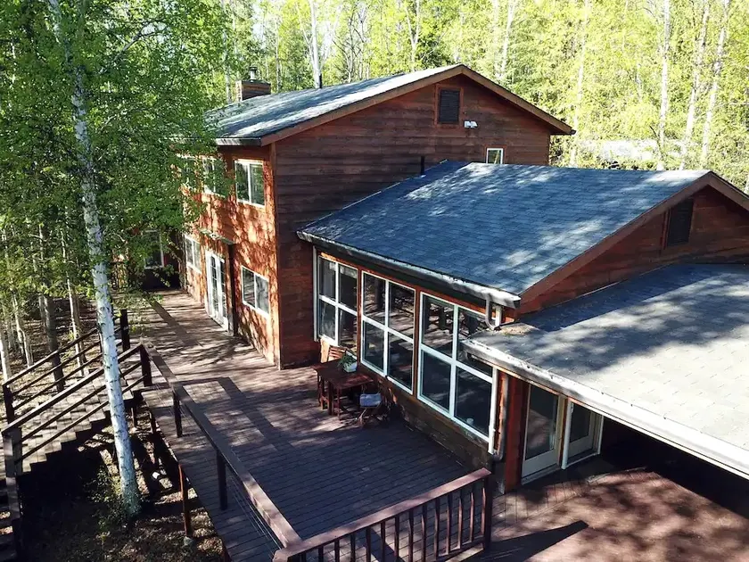 Spacious, welcoming and beautiful - Image 1