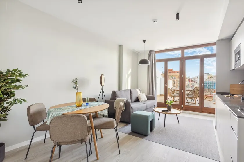 Valencia Cadiz |1-Bedroom Apt + Rooftop Terrace - Image 1