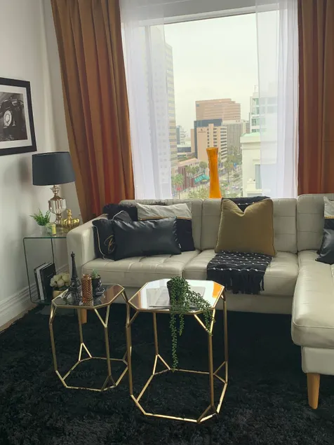 Penthouse with ocean views - Image 1