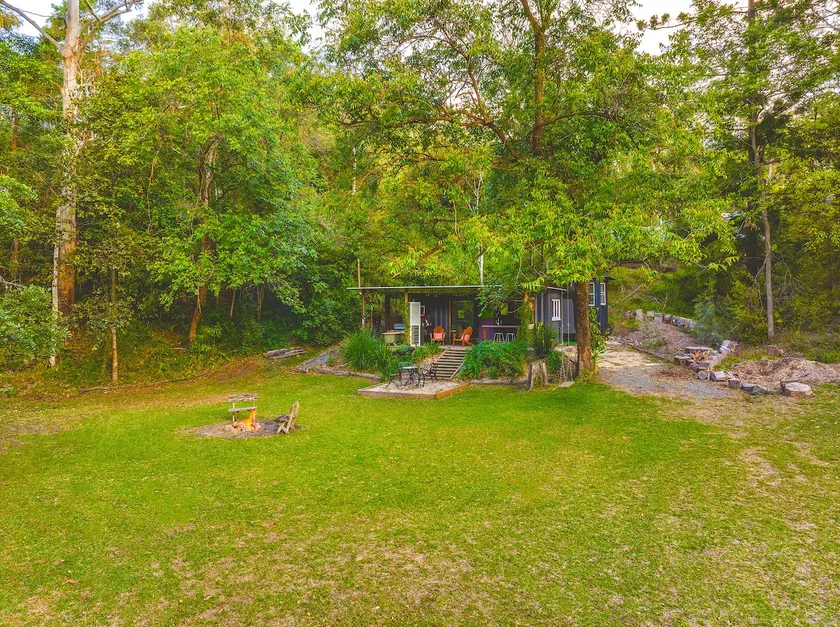 Art Studio by the Creek - Image 1