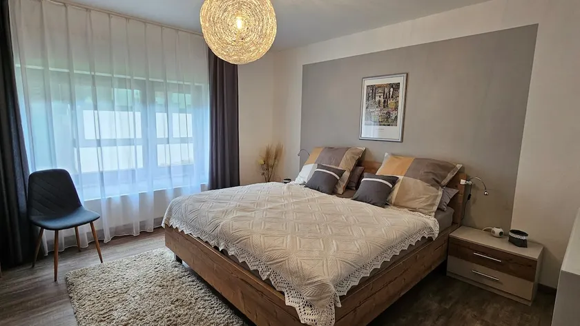 Large, quiet vacation apartment near Hachenburg for 3-4 people. - Image 1