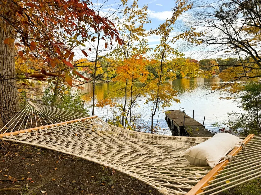 Luxury Lake House Sauna 1h From NYC - Image 1