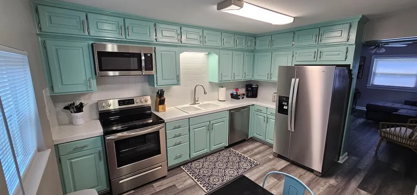 Nicely finished Apt on Buckroe Beach - Image 1