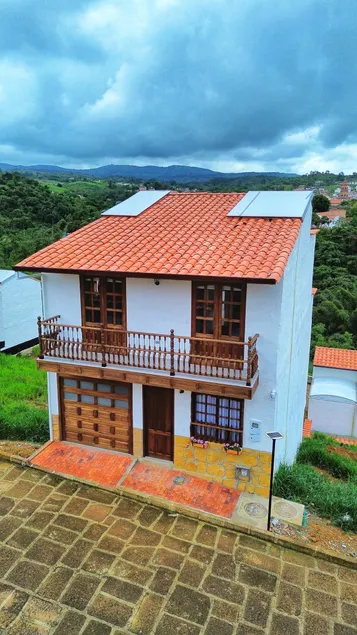Curiti Luxury House - Image 1