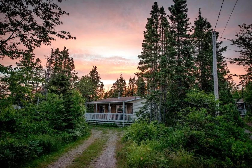 Two-bedroom Chalet Garden View - Image 1