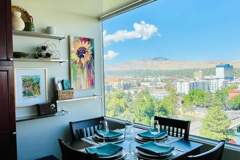 Riverwalk Condo sleeps 4. - Image 1
