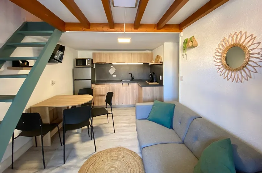 Cozy apartment close to the harbor - Image 1