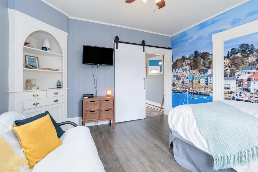 Sailboat Suite - Heart of Lunenburg - Image 1