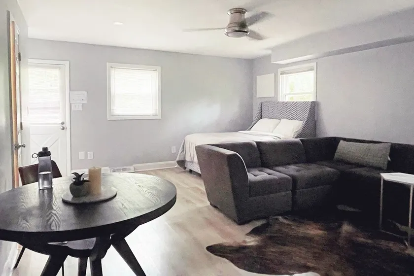 Chapel Hill Studio Hideaway - Image 1