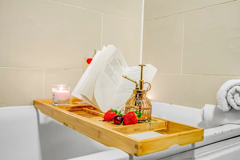 Refined Oasis: Garden Views, Deluxe Bedding - Image 1