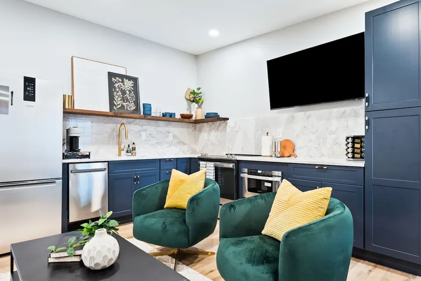Luxurious 2BR Urban Escape, Perfect to Discover DC - Image 1