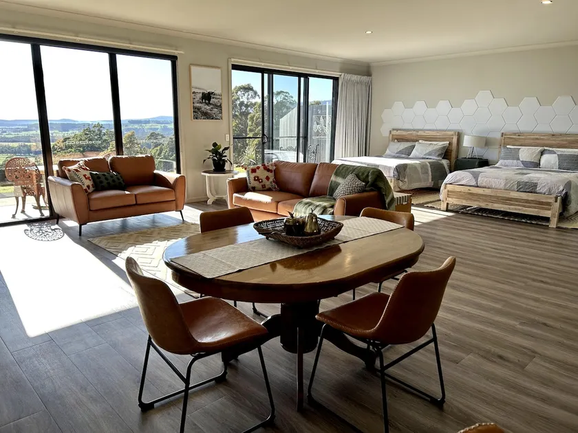 Top Place Mountain Retreat - The Highland Suite - Image 1