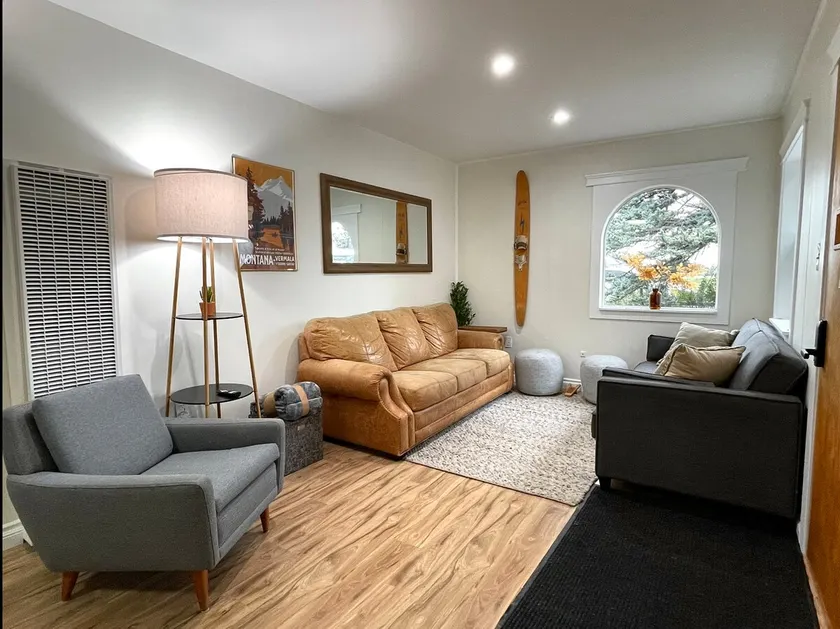 Country Cottage with a View - Image 1
