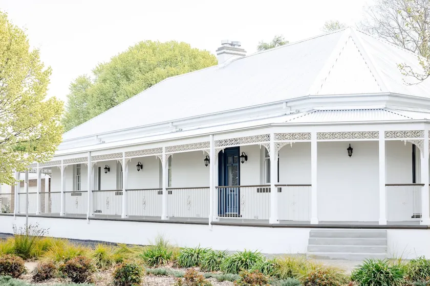 The Welcome Inn | Central Orange | Pet friendly - Image 1